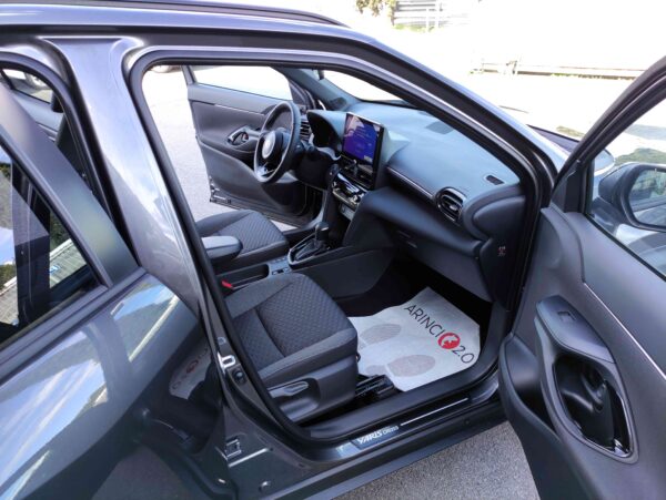 TOYOTA Yaris Cross 1.5 Hybrid 5p. E-CVT Trend 115 CV + Comfort Pack - immagine 7