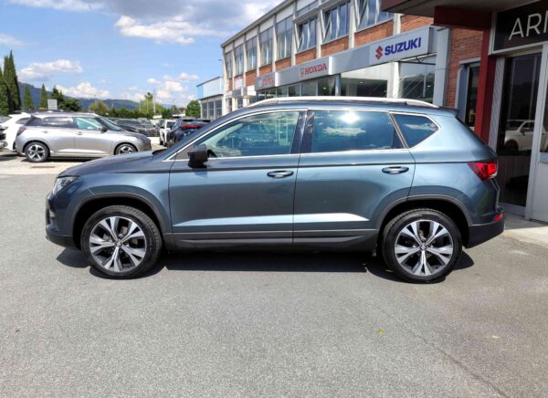 SEAT Ateca 1.6 TDI DSG Business + Styling Pack 18" - immagine 2