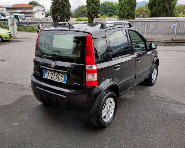 FIAT Panda 1.3 MJT 16V 4x4 Climbing - immagine 3