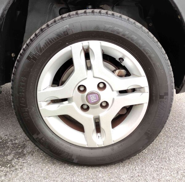 FIAT Panda 1.3 MJT 16V 4x4 Climbing - immagine 4