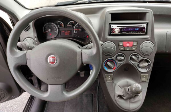 FIAT Panda 1.3 MJT 16V 4x4 Climbing - immagine 9