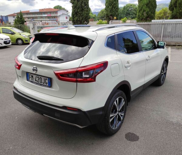 NISSAN Qashqai 1.6 dCi 130 4WD N-Connecta - immagine 3