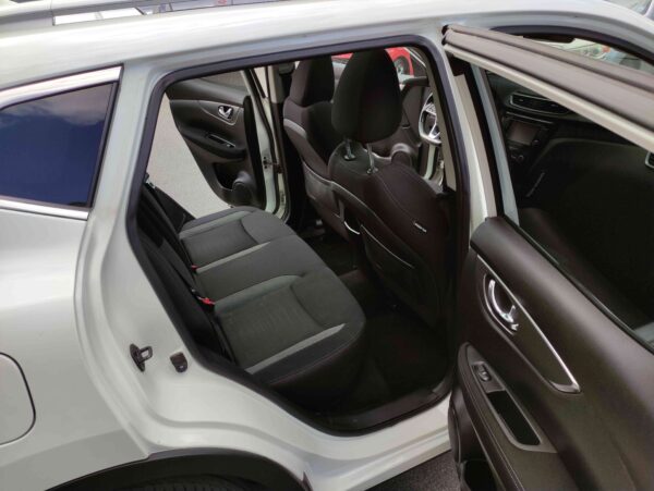NISSAN Qashqai 1.6 dCi 130 4WD N-Connecta - immagine 6