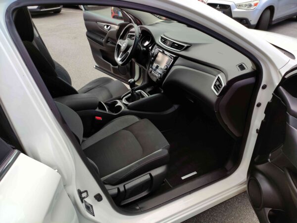 NISSAN Qashqai 1.6 dCi 130 4WD N-Connecta - immagine 7