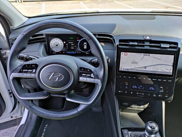 HYUNDAI Tucson 1.6 CRDI Exellence - immagine 11