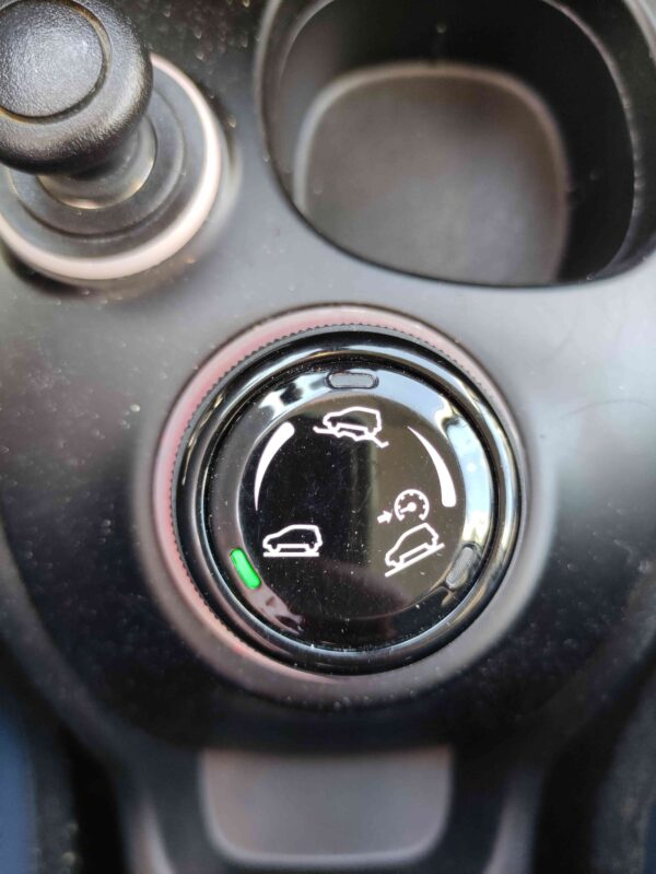 FIAT Panda City Cross 0.9 TwinAir Turbo S&S 4x4 - immagine 11