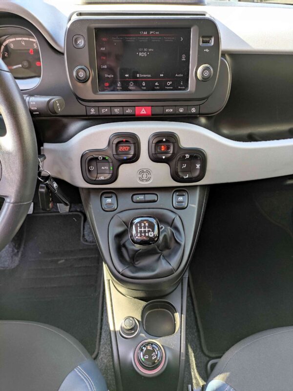 FIAT Panda City Cross 0.9 TwinAir Turbo S&S 4x4 - immagine 9