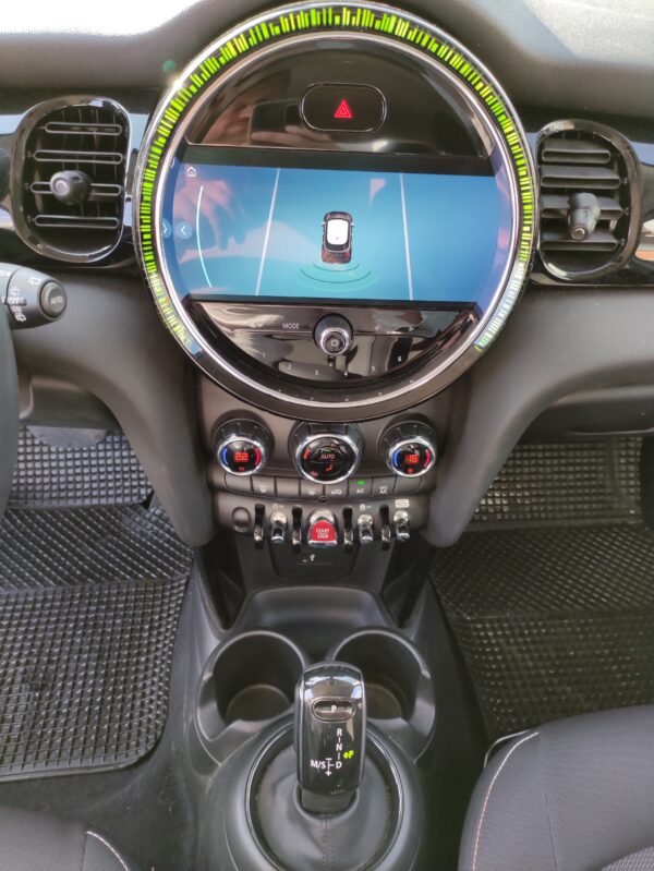 MINI Mini (F55) 1.5 Cooper Classic 5 porte Auto - immagine 11