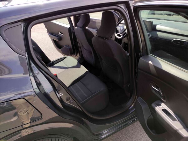 DACIA Sandero Streetway 1.0 SCe 65 CV Comfort + PACK CITY PLUS - immagine 5