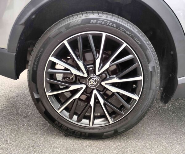 TOYOTA C-HR 1.8 Hybrid E-CVT Trend - immagine 4