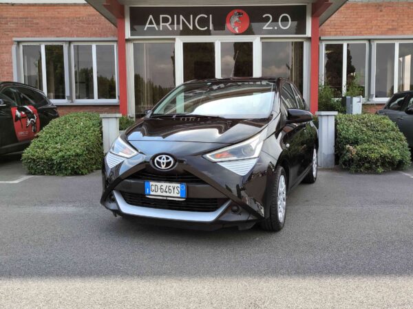 TOYOTA Aygo Connect 1.0 VVT-i 72 CV 5 porte X-Play MMT