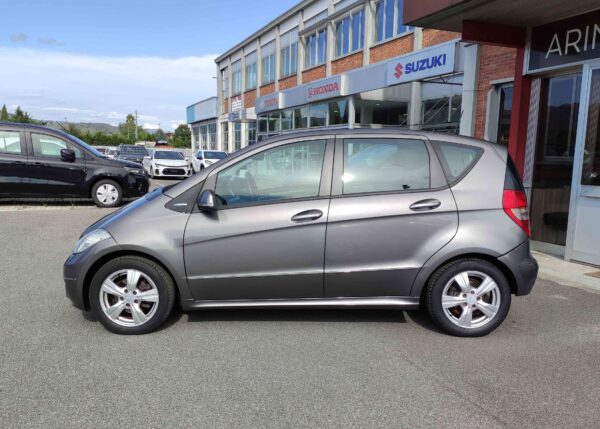 MERCEDES A 160 BlueEFFICIENCY Elegance - immagine 2