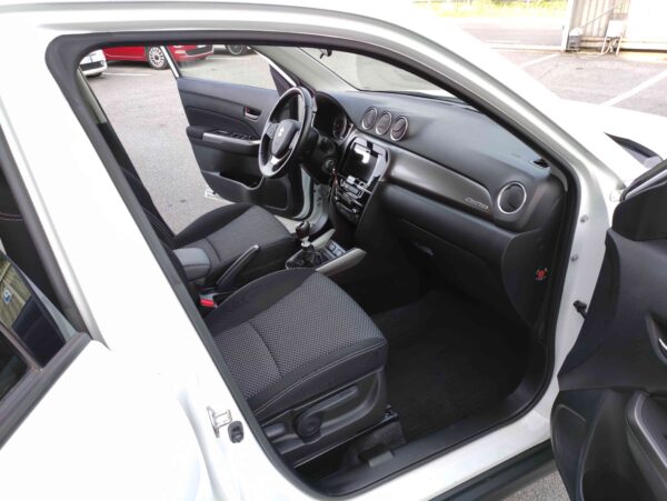 SUZUKI Vitara Hybrid 1.4 Cool 4WD Allgrip - immagine 7