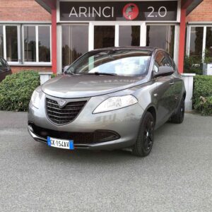 LANCIA Ypsilon 1.2 69 CV 5 porte Silver