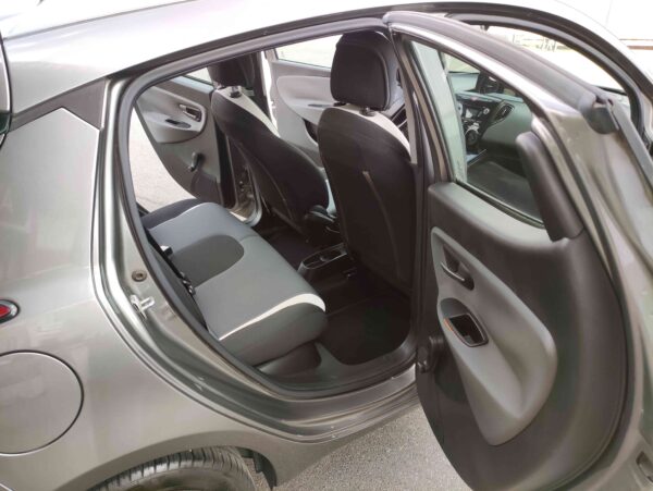 LANCIA Ypsilon 1.2 69 CV 5 porte Silver - immagine 4