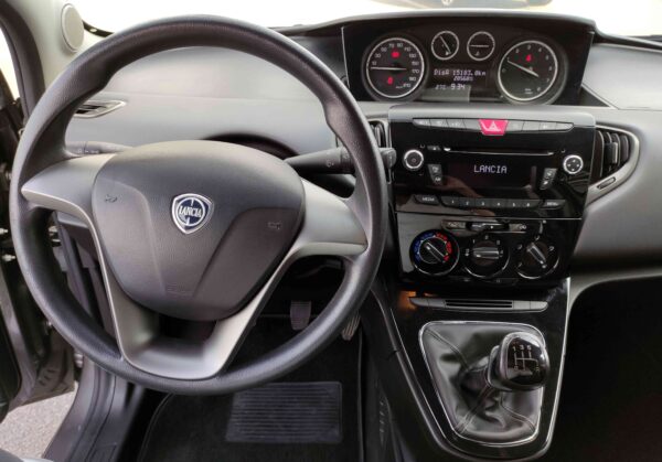 LANCIA Ypsilon 1.2 69 CV 5 porte Silver - immagine 8