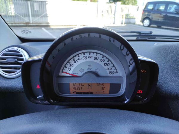 SMART Fortwo 1000 45 kW MHD Coupé Pure Teen II - immagine 11