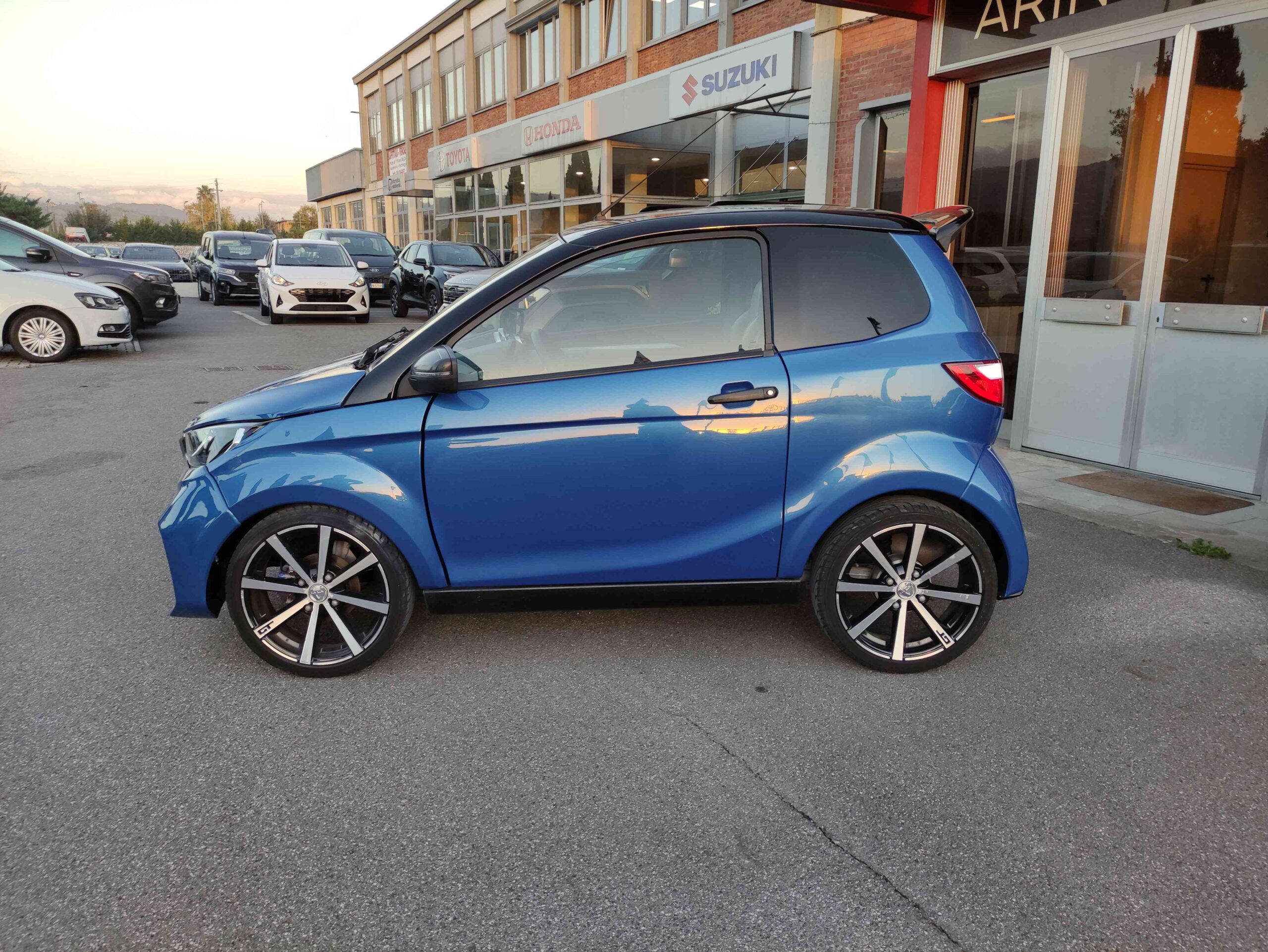 AIXAM City GTO Emotion 2 AIXAM City GTO Emotion - immagine 2