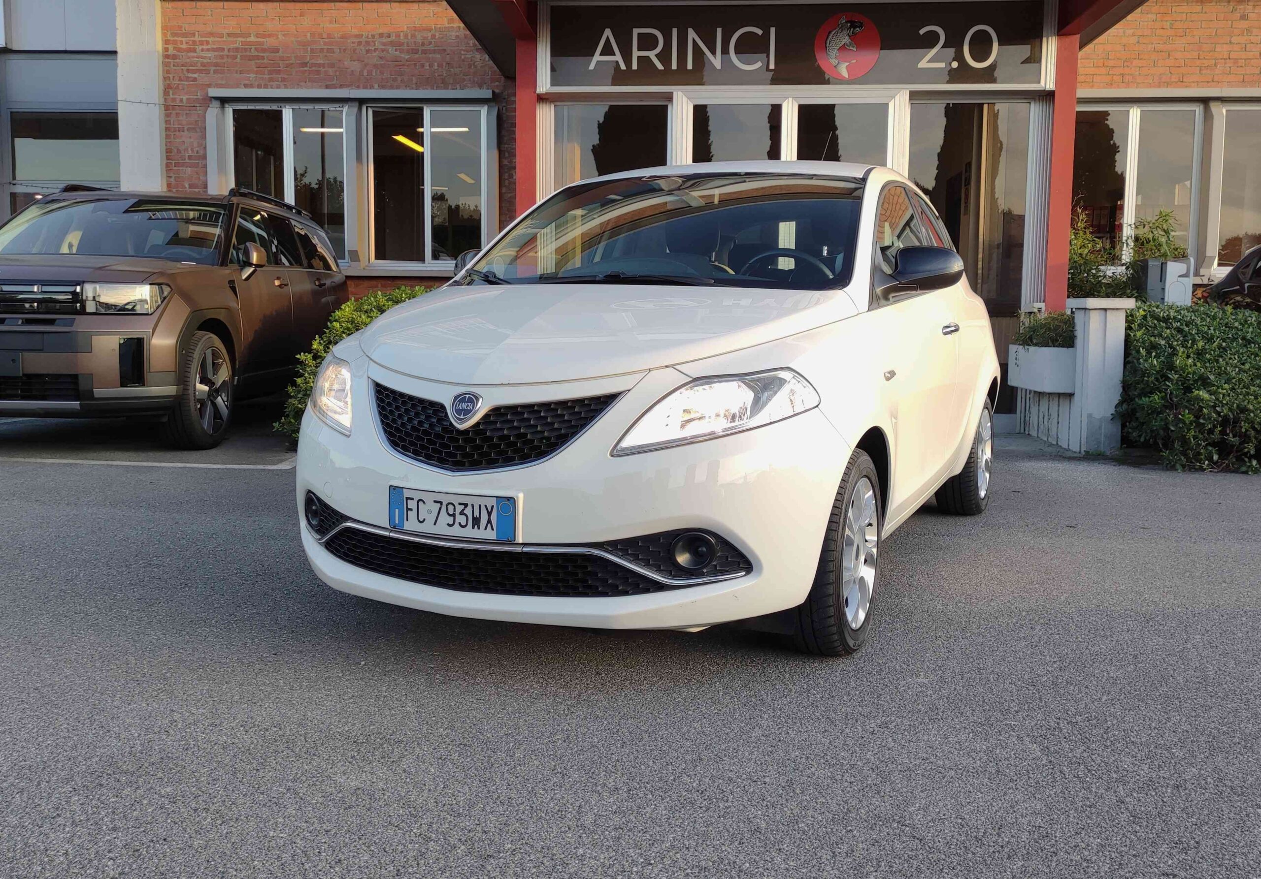 LANCIA Ypsilon 1.2 69 CV 5 porte GPL Ecochic Gold 1 LANCIA Ypsilon 1.2 69 CV 5 porte GPL Ecochic Gold