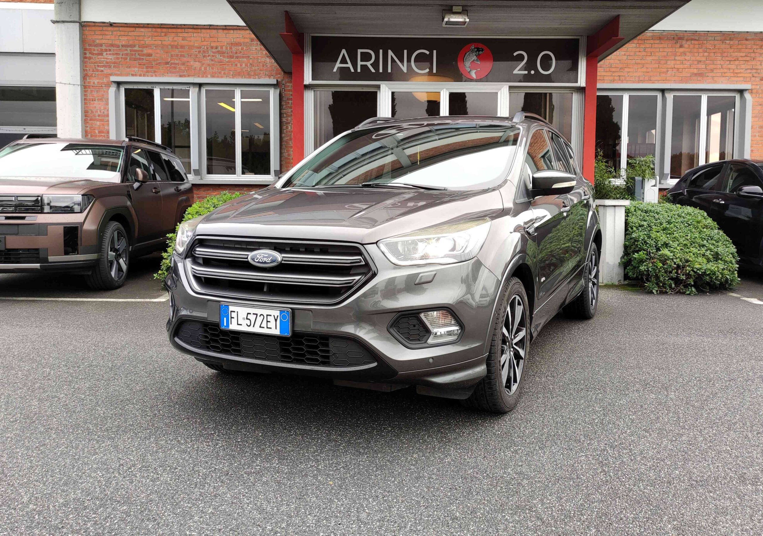 FORD Kuga 2.0 TDCI 150 CV S&S 4WD ST-Line 1 FORD Kuga 2.0 TDCI 150 CV S&S 4WD ST-Line