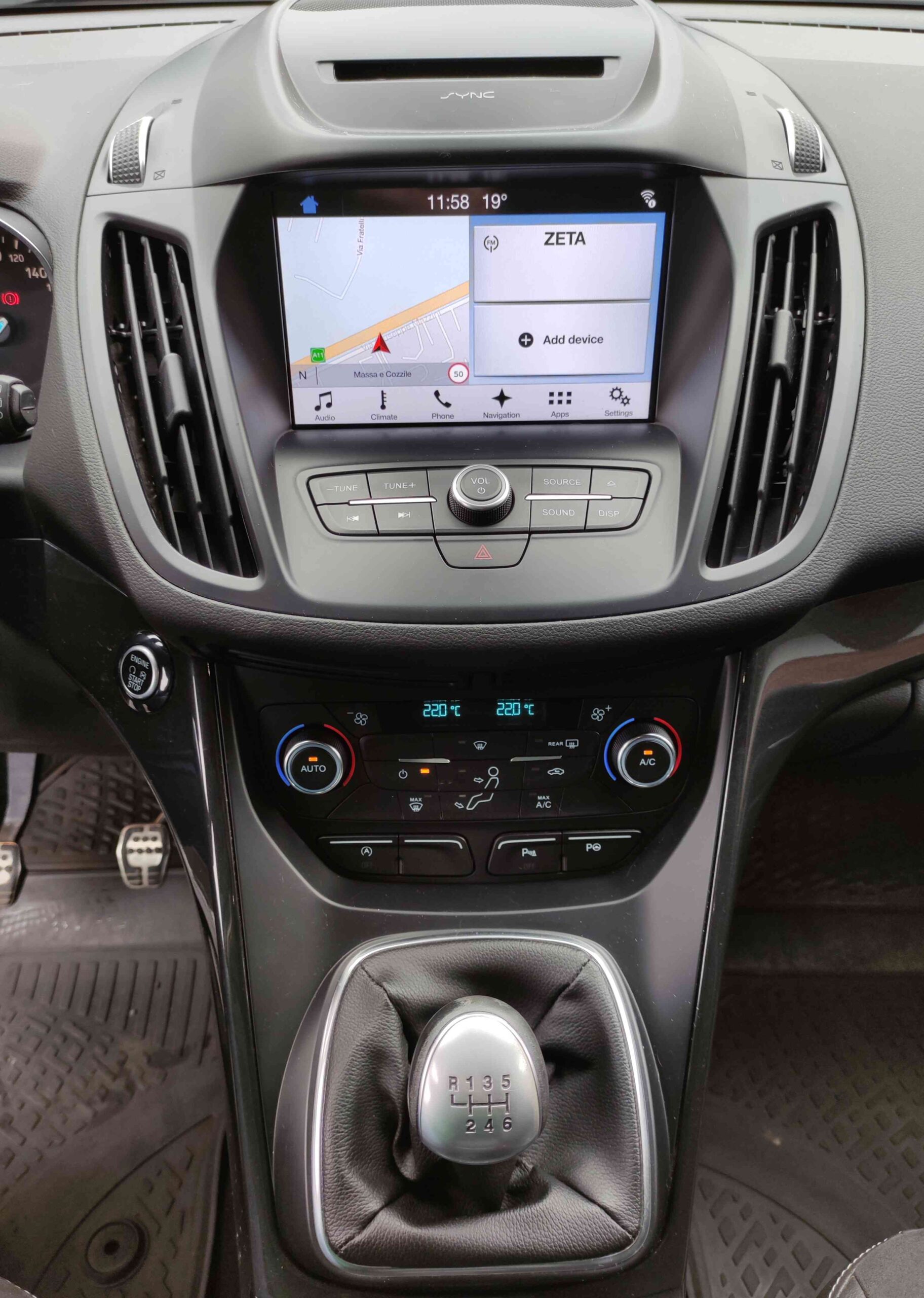 FORD Kuga 2.0 TDCI 150 CV S&S 4WD ST-Line 14 FORD Kuga 2.0 TDCI 150 CV S&S 4WD ST-Line - immagine 14