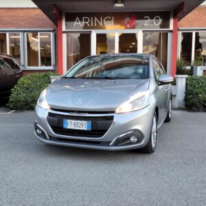PEUGEOT 208 PureTech 82 Stop&Start 5 porte Active + Cerchi in Lega
