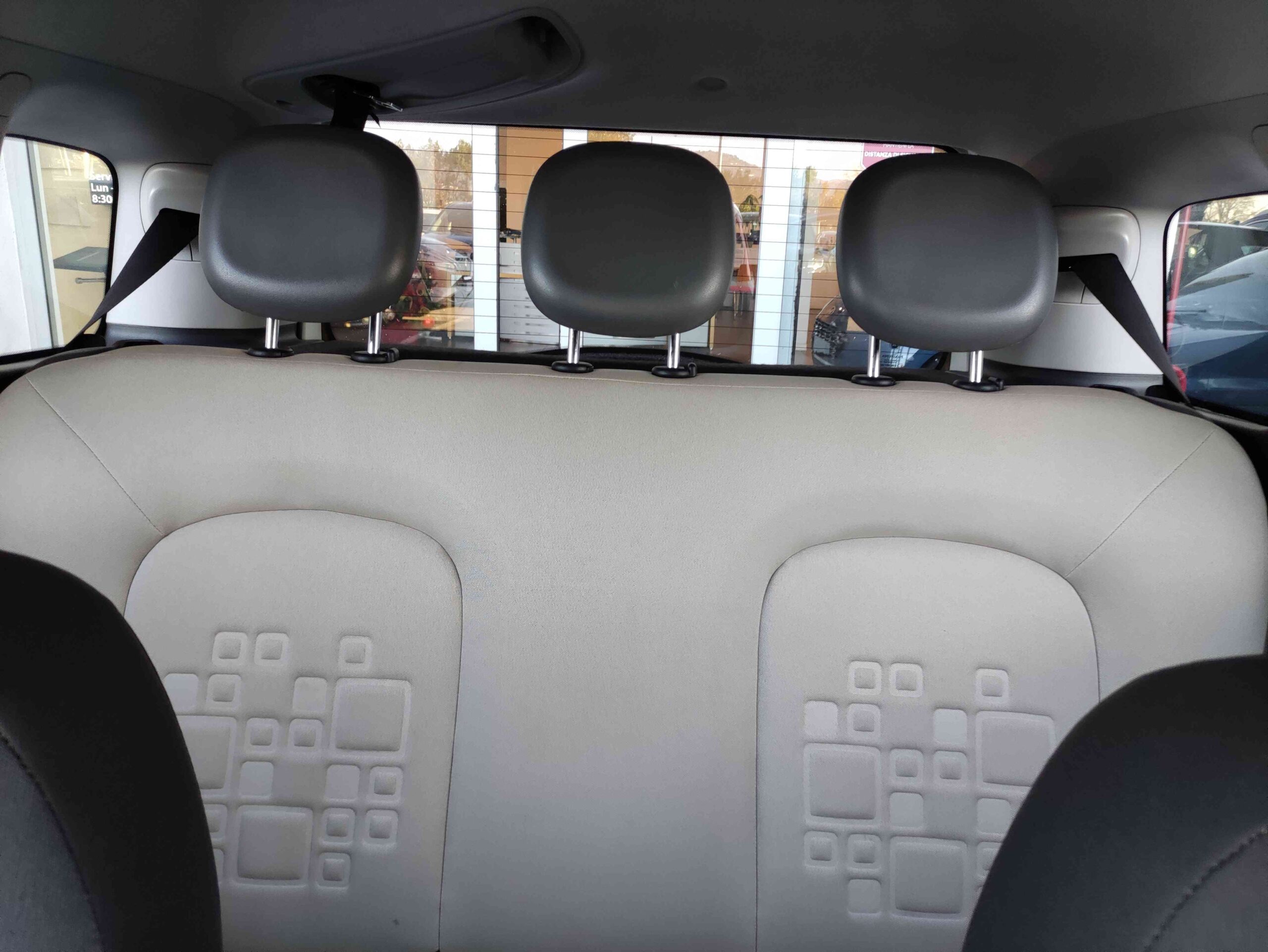 FIAT Panda 1.2 Easy 5 posti 8 FIAT Panda 1.2 Easy 5 posti - immagine 8