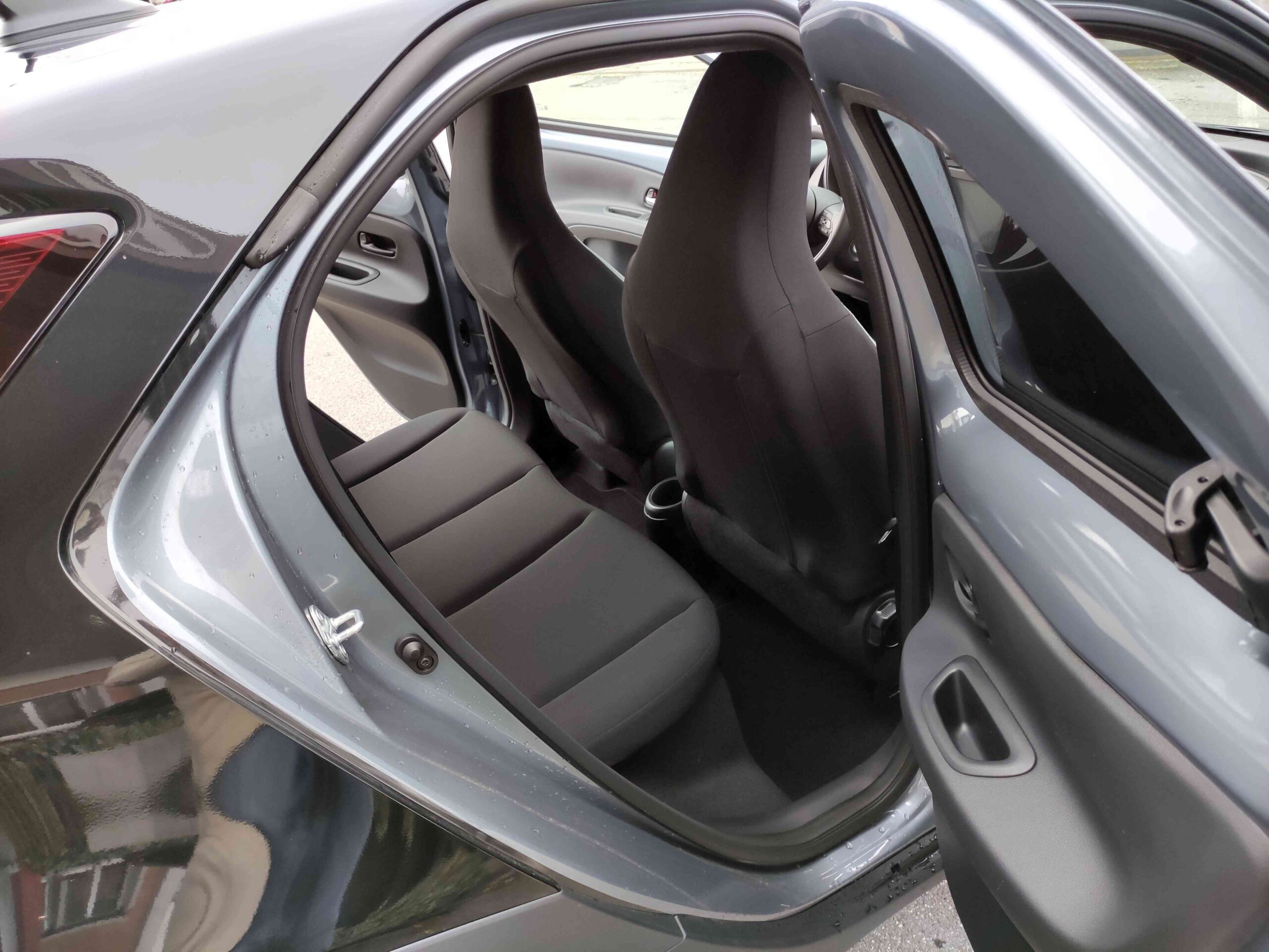 TOYOTA Aygo X 1.0 VVT-i 72 CV 5 porte Trend 5 TOYOTA Aygo X 1.0 VVT-i 72 CV 5 porte Trend - immagine 5