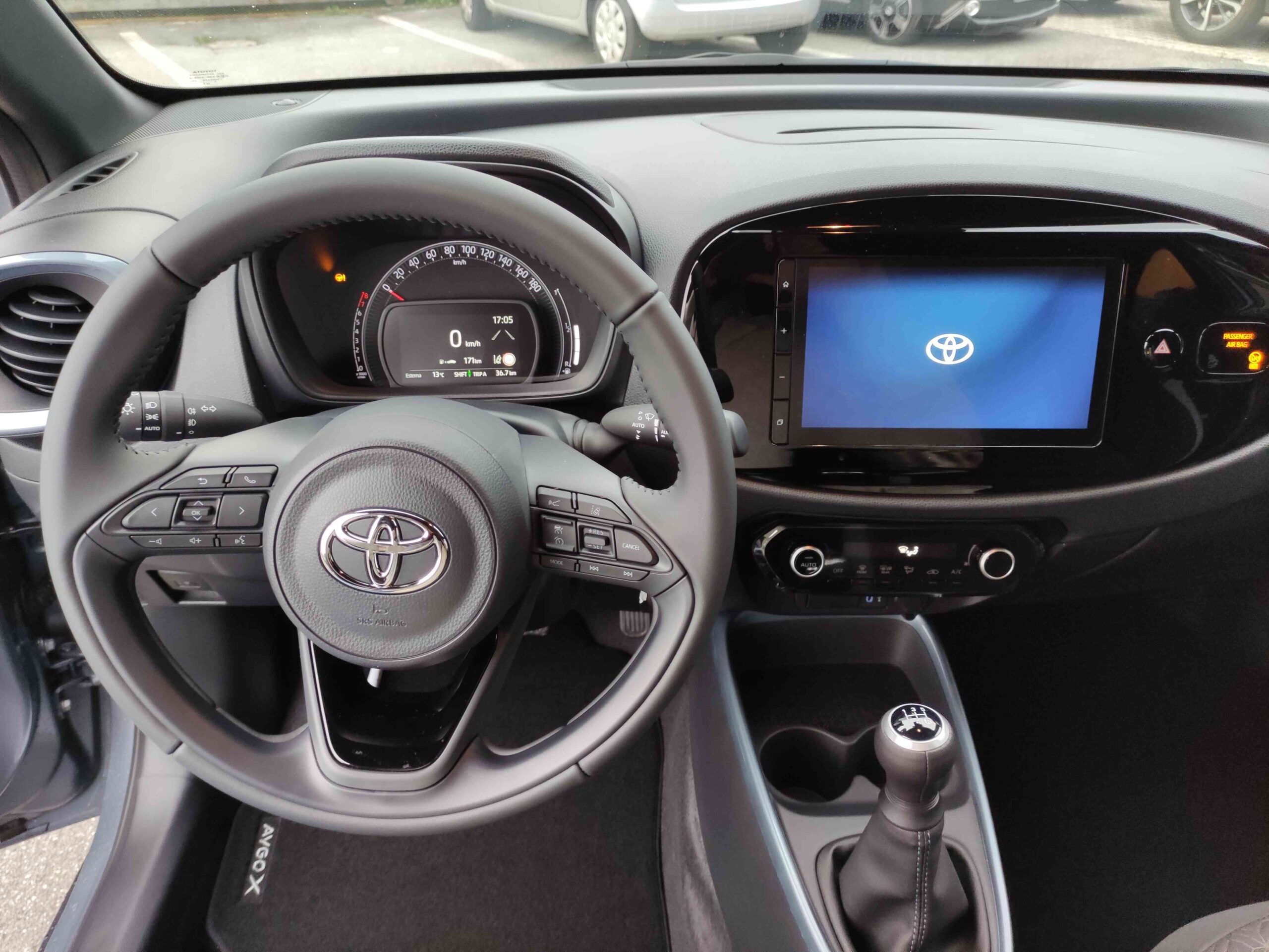 TOYOTA Aygo X 1.0 VVT-i 72 CV 5 porte Trend 9 TOYOTA Aygo X 1.0 VVT-i 72 CV 5 porte Trend - immagine 9