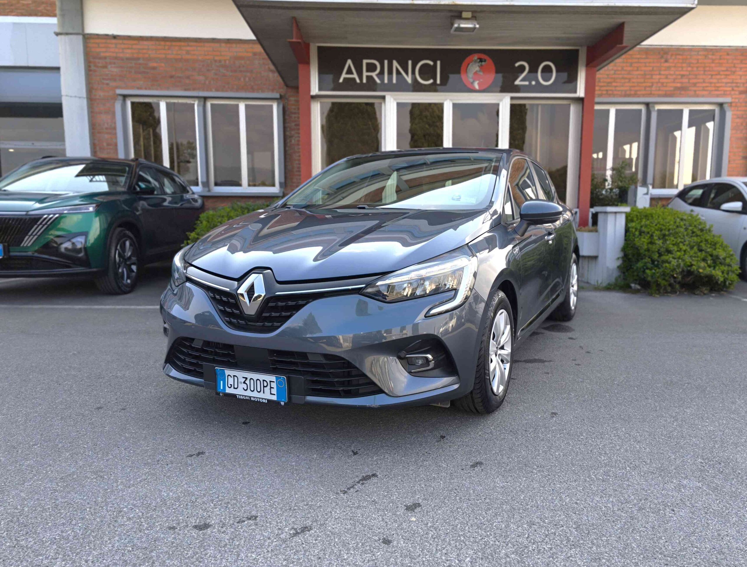 RENAULT Clio TCe 100 CV GPL 5 porte Zen 1 RENAULT Clio TCe 100 CV GPL 5 porte Zen