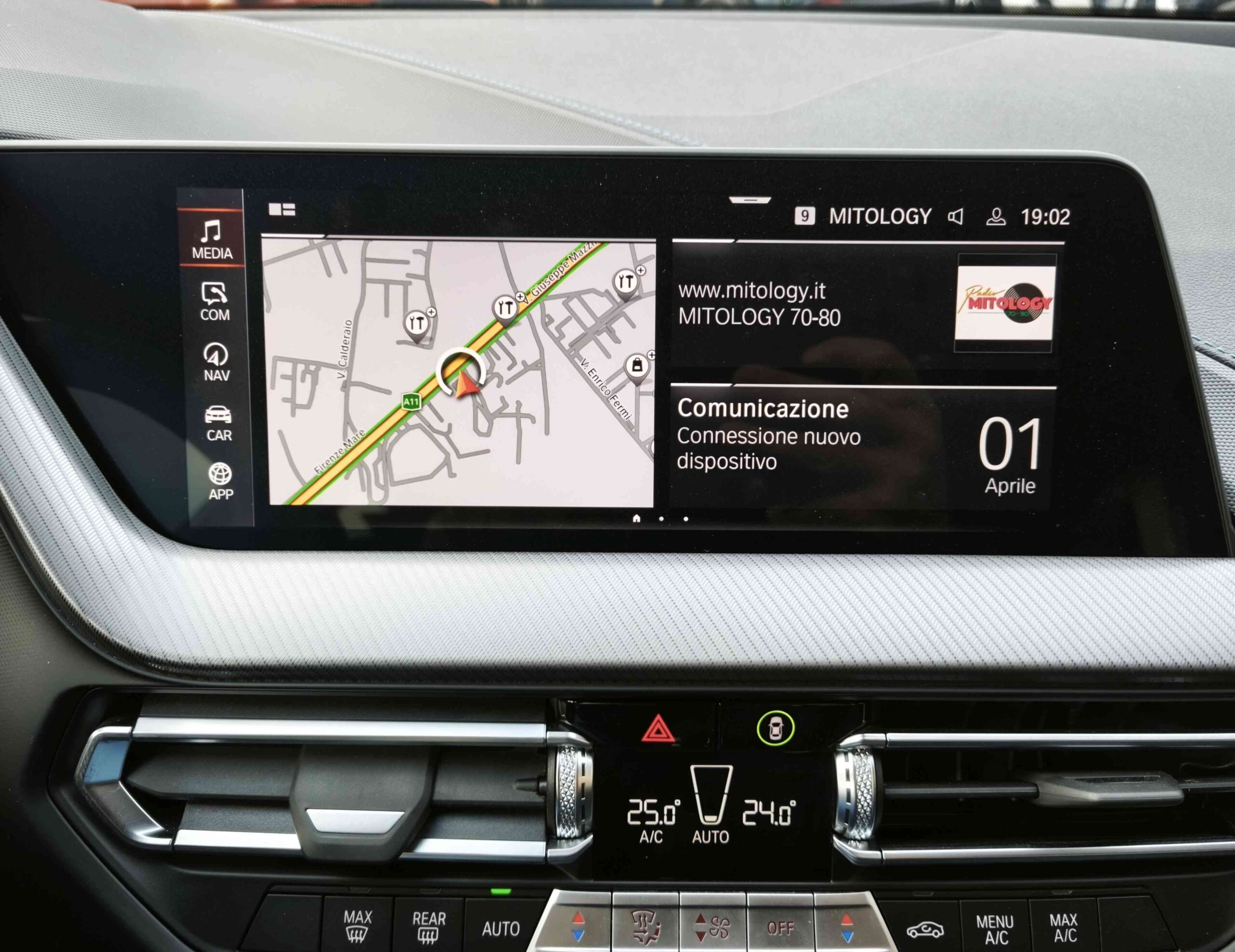 BMW Serie 1 (F40) 118i 5p Msport 13 BMW Serie 1 (F40) 118i 5p Msport - immagine 13