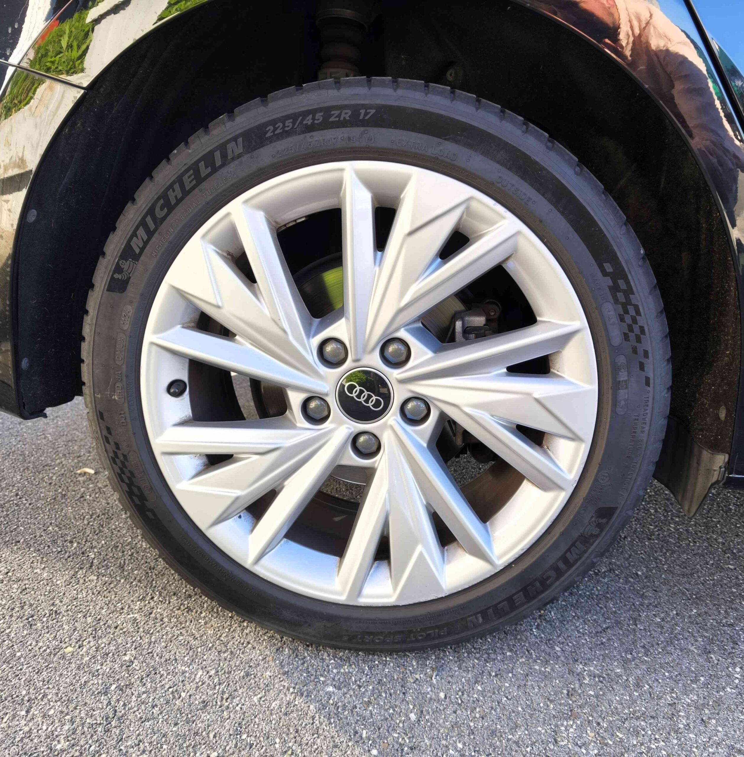 AUDI A3 SPB 35 TDI S tronic Business + Cerchi da 17" + Sensori di Parcheggio Anteriori 5 AUDI A3 SPB 35 TDI S tronic Business + Cerchi da 17" + Sensori di Parcheggio Anteriori - immagine 5