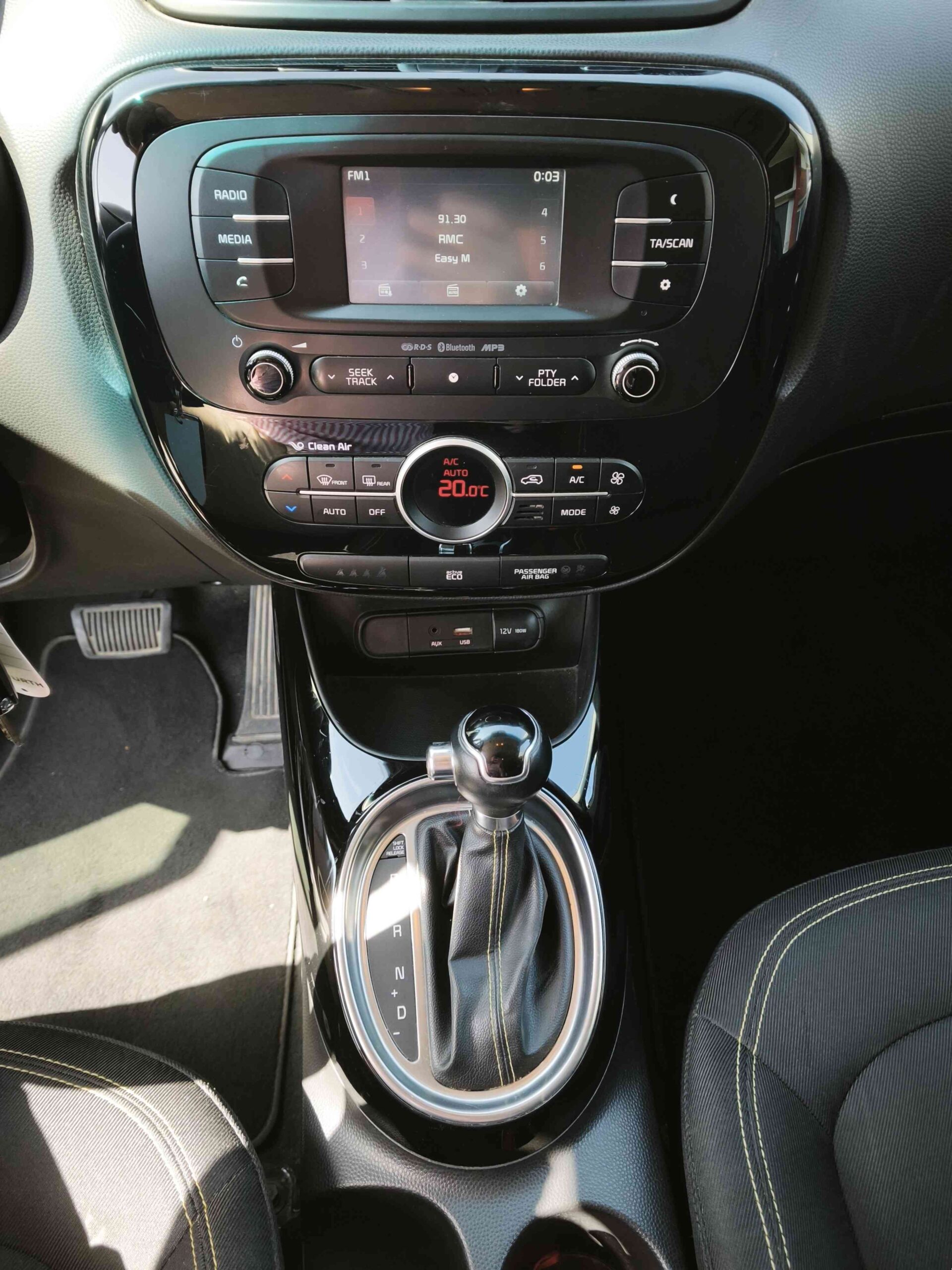 KIA Soul 1.6 CRDi You® Soul DCT + DESIGN PACK 11 KIA Soul 1.6 CRDi You® Soul DCT + DESIGN PACK - immagine 11
