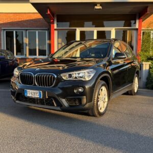BMW X1 sDrive18d Business + Interni in Pelle
