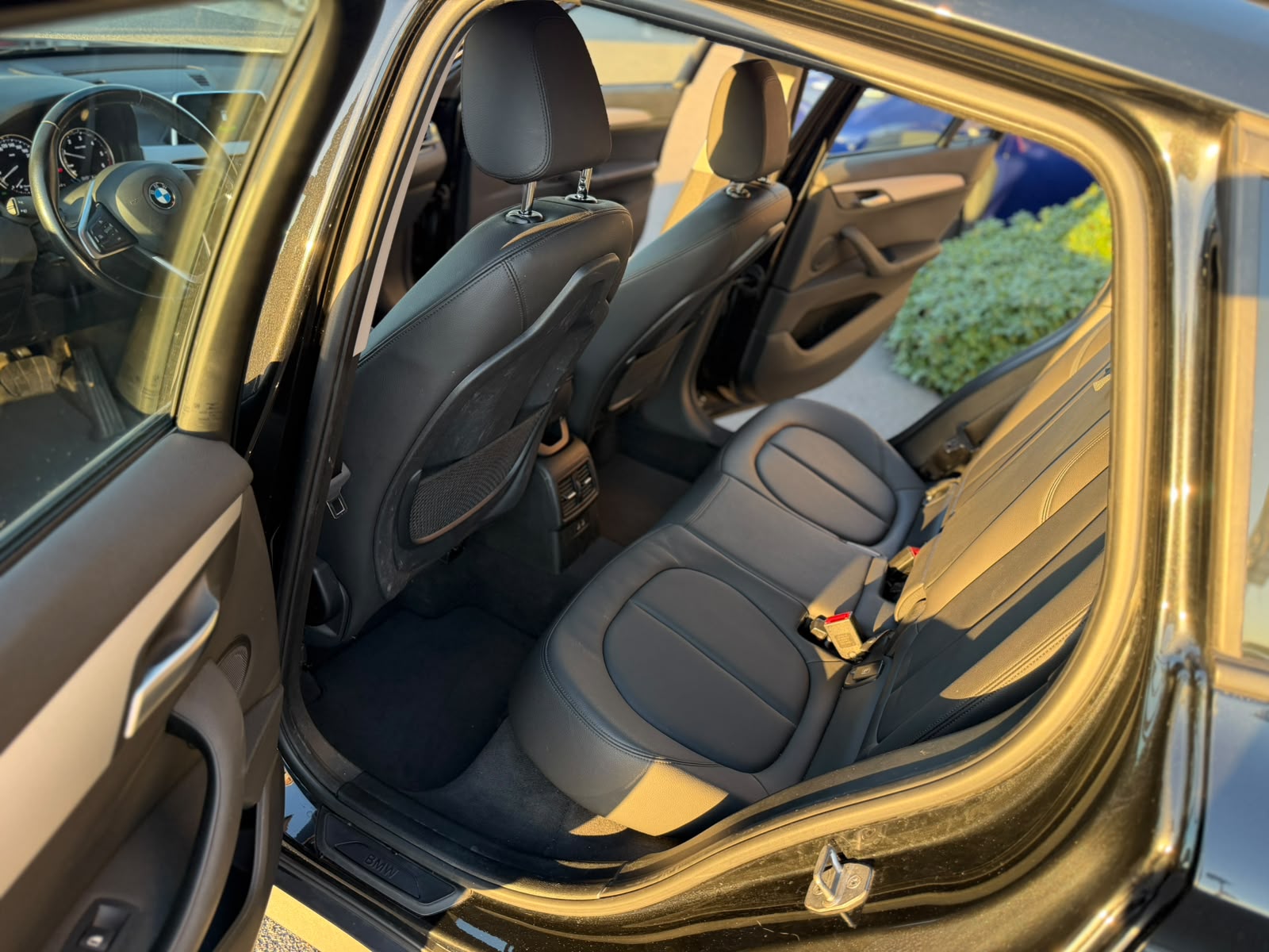 BMW X1 sDrive18d Business + Interni in Pelle 10 BMW X1 sDrive18d Business + Interni in Pelle - immagine 10