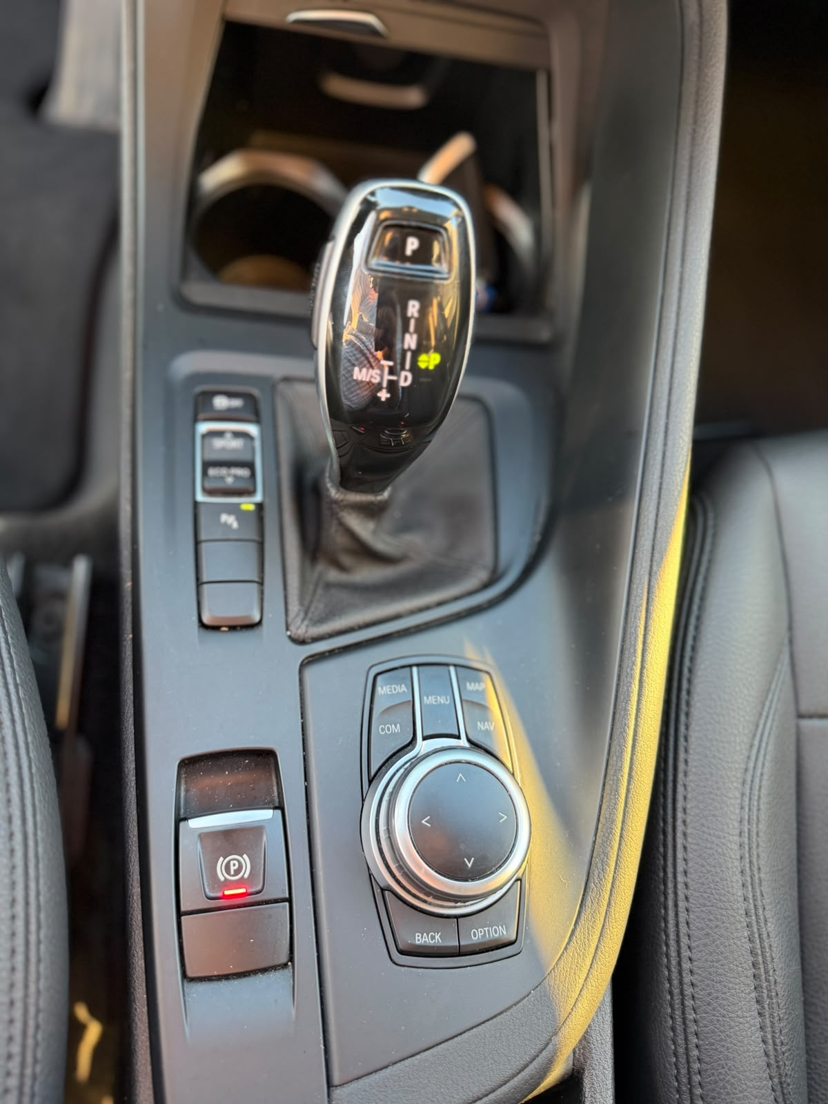 BMW X1 sDrive18d Business + Interni in Pelle 14 BMW X1 sDrive18d Business + Interni in Pelle - immagine 14